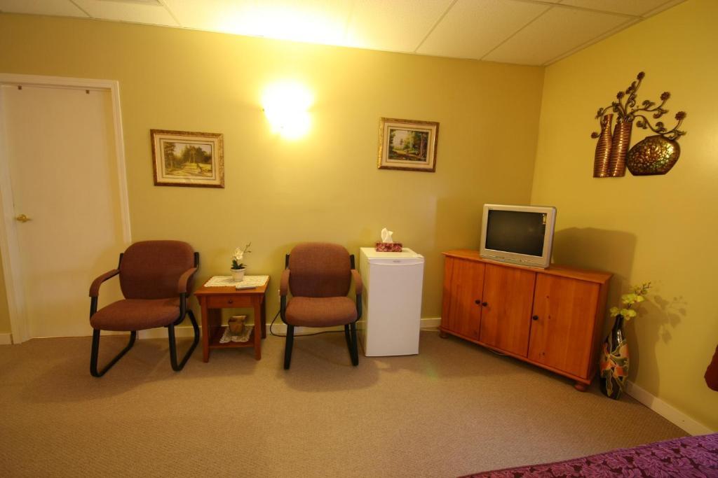 Villa Maria Country Inn Acheson Kültér fotó