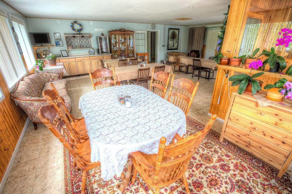 Villa Maria Country Inn Acheson Kültér fotó